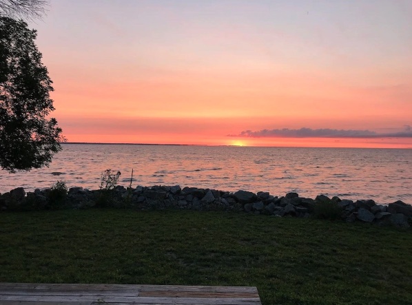 The Point House (St. Germain, WI) and Bay View Cottage (Oconto, WI) Offer Northwoods and Door County&nbsp;Flavors.