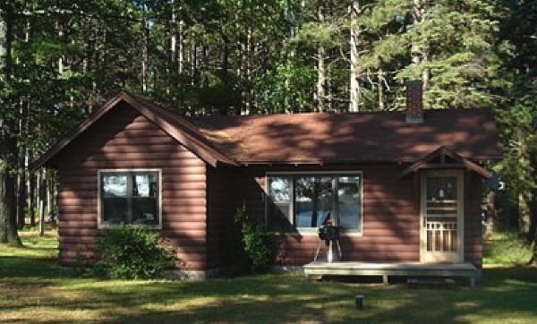 Cozy Cottage on Little Star Lake in Manitowish Waters, WI Reaches 225 Inquiries in 3&nbsp;Years!