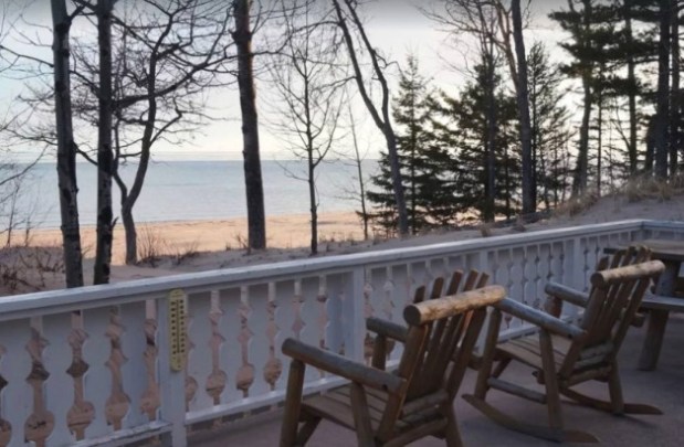 Celebrate 5 Years with The Sunset House on Lake Superior: A RentMichiganCabins.com Gem