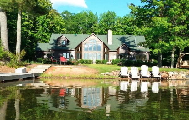 The Lazy Loon (formerly The Grand Escape) in Hayward, Wisconsin Now Taking Direct Bookings Via RentWisconsinCabins.com.