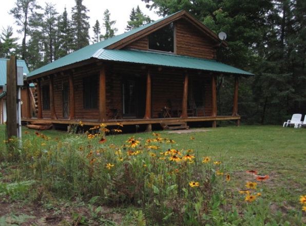 Hiawatha’s Vacation Homes: Over the past year, they’ve received 145 inquiries through RentMichiganCabins.com!