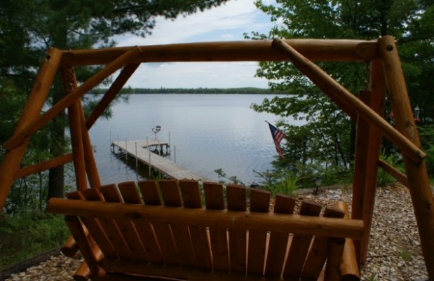 Celebrating 13 years of partnership with It’s Cabin Time®, The Jefferson Cabin stands as a testament to authentic Northwoods&nbsp;lodging.