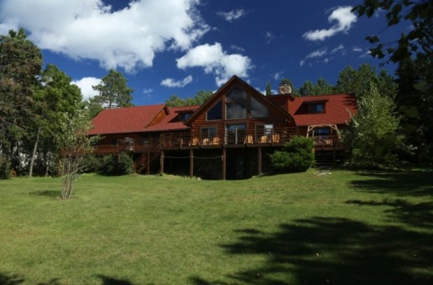 Minong Flowage Memories: Celebrating 8 Years with Totagatic Lodge and Your Direct Booking Advantage Through RentWisconsinCabins.com.