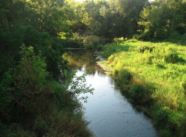 Big Green River Bliss: Your Driftless Basecamp at Green River Guest House. Listing on RentWisconsinCabins.com Since&nbsp;2013!