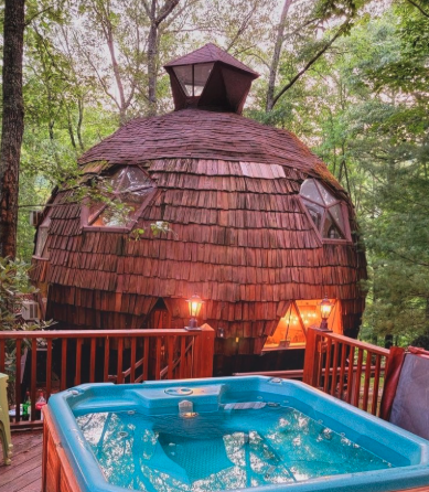 Book Direct in North Carolina’s High Country: Carolina Mountain Vacation Rentals (Ashe County & Beyond). Now Taking Direct Bookings Through RentNorthCarolinaCabins.com!