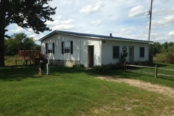 Ron's Quality Waterfront Cottages — The Sunset Cottage