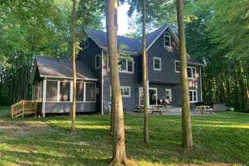 Southwest Michigan Lake House Rentals — Pristine Paradise