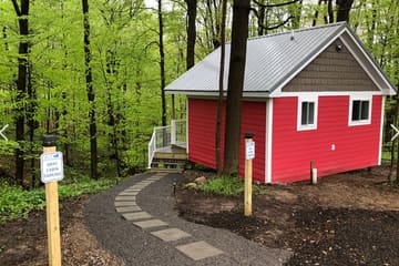 Winding Creek Cabins — Red Cabin