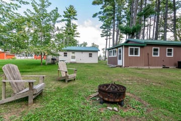 The Cottage Keeper — Cozy Cabins