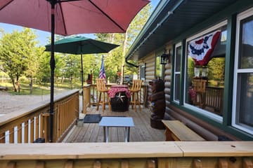 Sand County Vacation Rentals — Rookana Maskaw Retreat