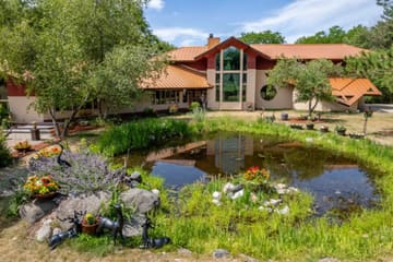 Log Gables Luxury Vacation Rentals — Dresser House