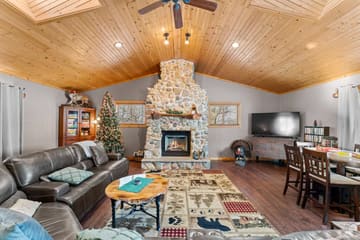 My Favorite Home Away From Home — Fox Meadow Retreat