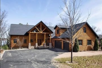 Sand County Vacation Rentals — Badgerado