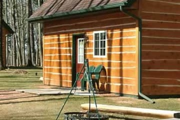 Whispering Pine Lodge — Black Bear