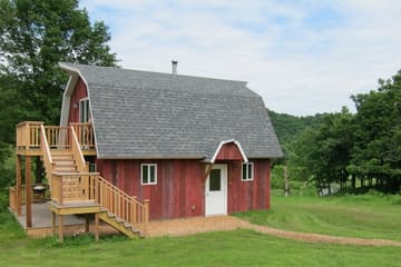 Nature Nooks Retreat — Little Barn Cabin