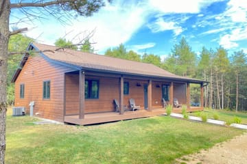 Due North Vacation Homes — The Lazy Elk Lodge