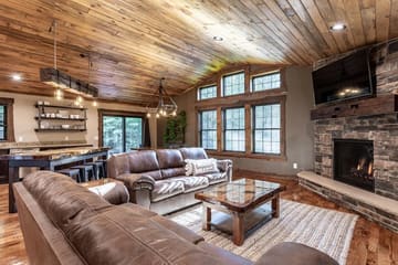 Rustic Retreats LLC — Caribou Crossing
