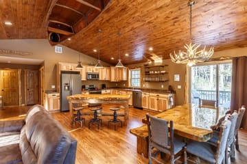 Rustic Retreats LLC — Whitetail Ridge
