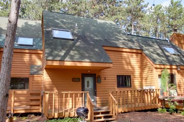 Sand County Vacation Rentals — Condominiums at Christmas Mountain Timbers