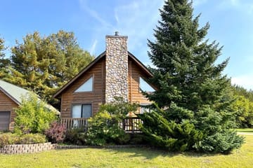 Spring Brook Resort — The Wren's Nest